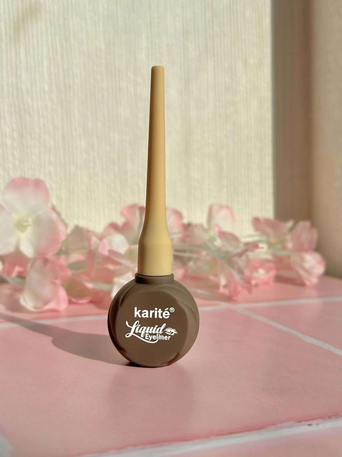 Delineador De Ojos Negro Matte Karite